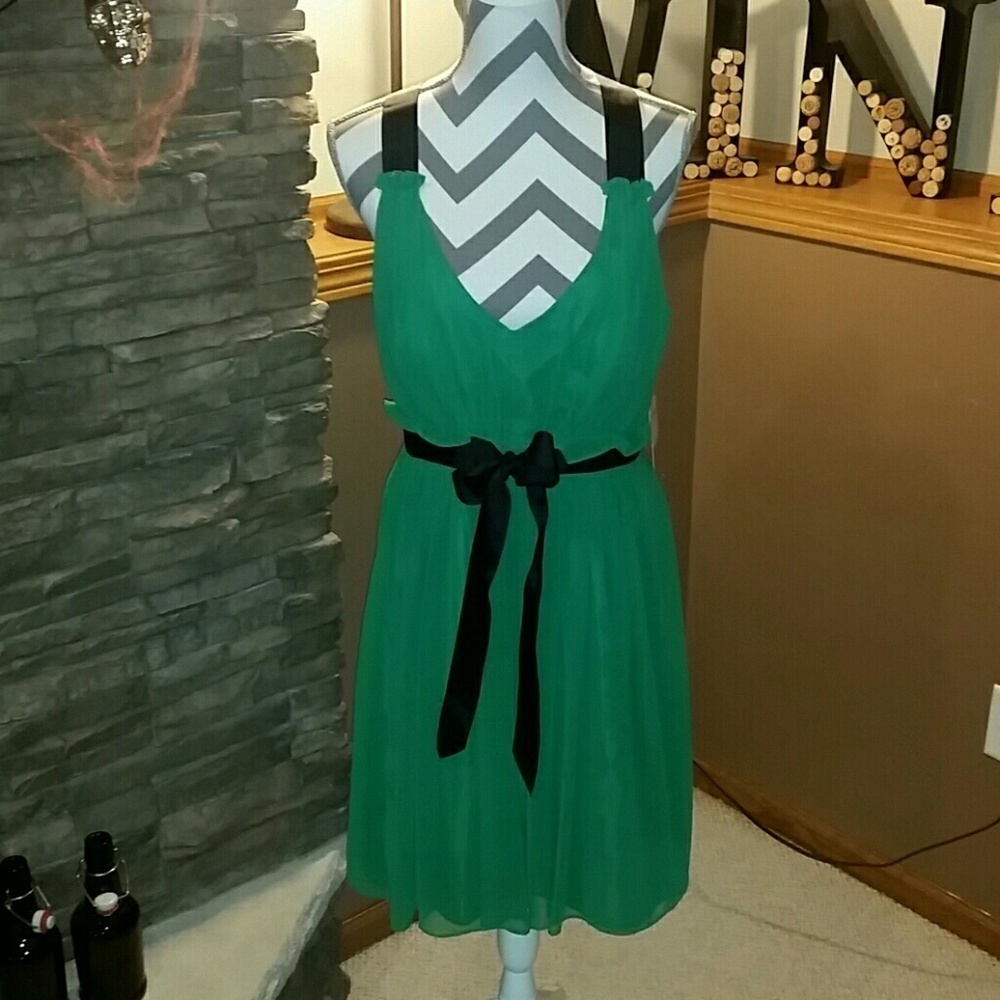 NWT. J. Taylor Dress